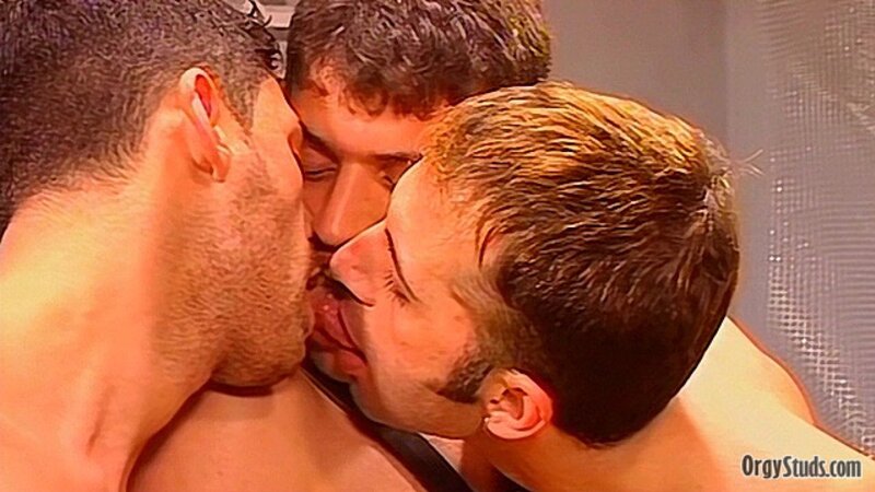 Fabio Gherrero and Maurio Pace in gay groupsex