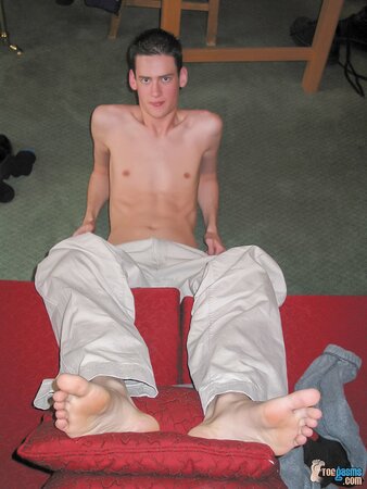 Sam shows off his feet and body