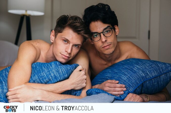 Troy Accola fucks Nico Leon