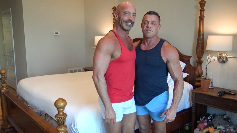 Big Dicked Muscle Daddies