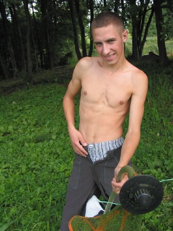 Horny Twink Gardener