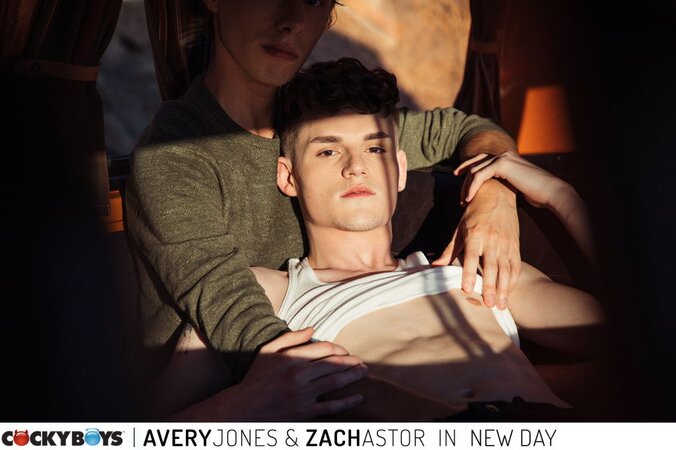 Zach Astor fucks Avery Jones