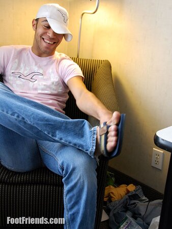 Brett shows off his sexy feet