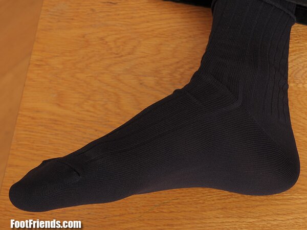 Ricky's black ribbed dress socks