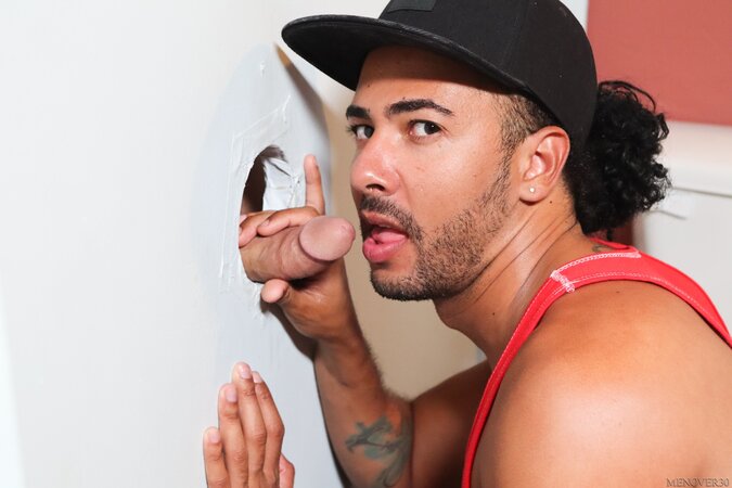 Riley Mitchell and King Cuba have an anal meeting at the gloryhole