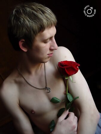 Igor becomes erect after receiving a rose from his crush