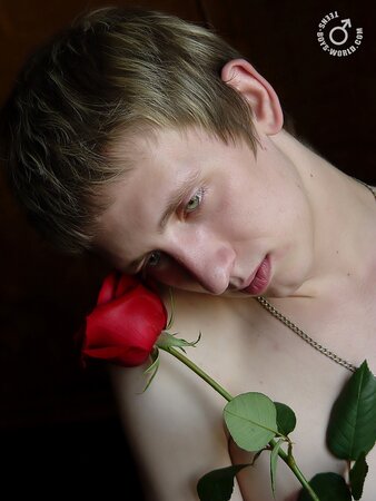 Igor becomes erect after receiving a rose from his crush