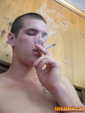 Southern boys Cain and Gabriel jerk off while smoking together