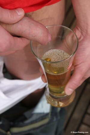 Young twink Stone drinks his own warm urine