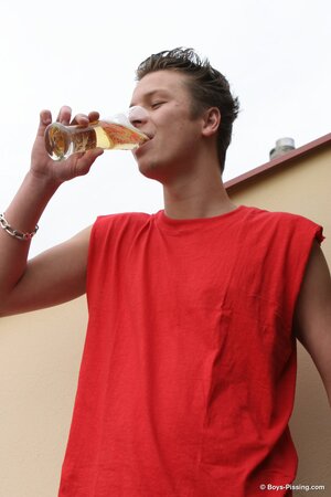 Young twink Stone drinks his own warm urine