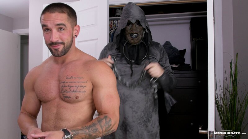 Zack Lemec shows off his muscles in Halloween special