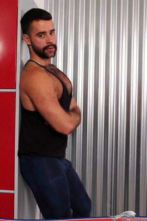 Teddy Torres shows off his body